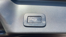 Land Rover Range Rover Evoque 2.0 D200 R-Dynamic HSE 5dr Auto Diesel Hatchback